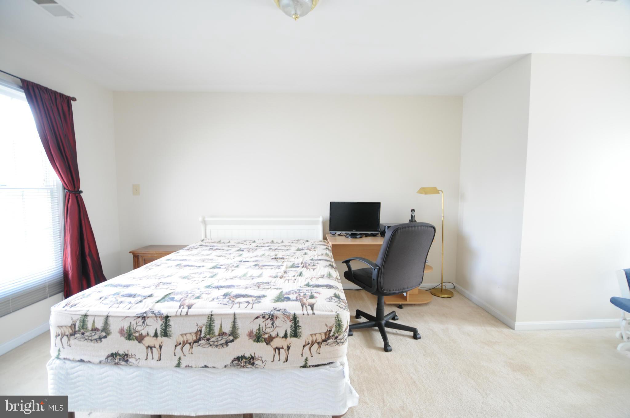 18909 Falling Star Road Germantown, MD 20874 - Photo 12 of 28 Bedroom