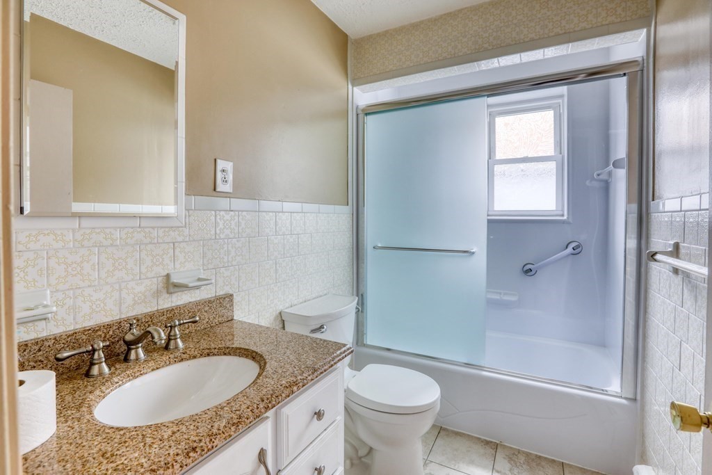 164 Graves Road Revere, MA 02151 - Photo 14 of 22 Gallery Image 14