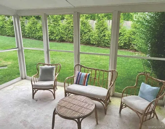 $1,195,000 | 8 Romana Drive, Hampton Bays, NY 11946