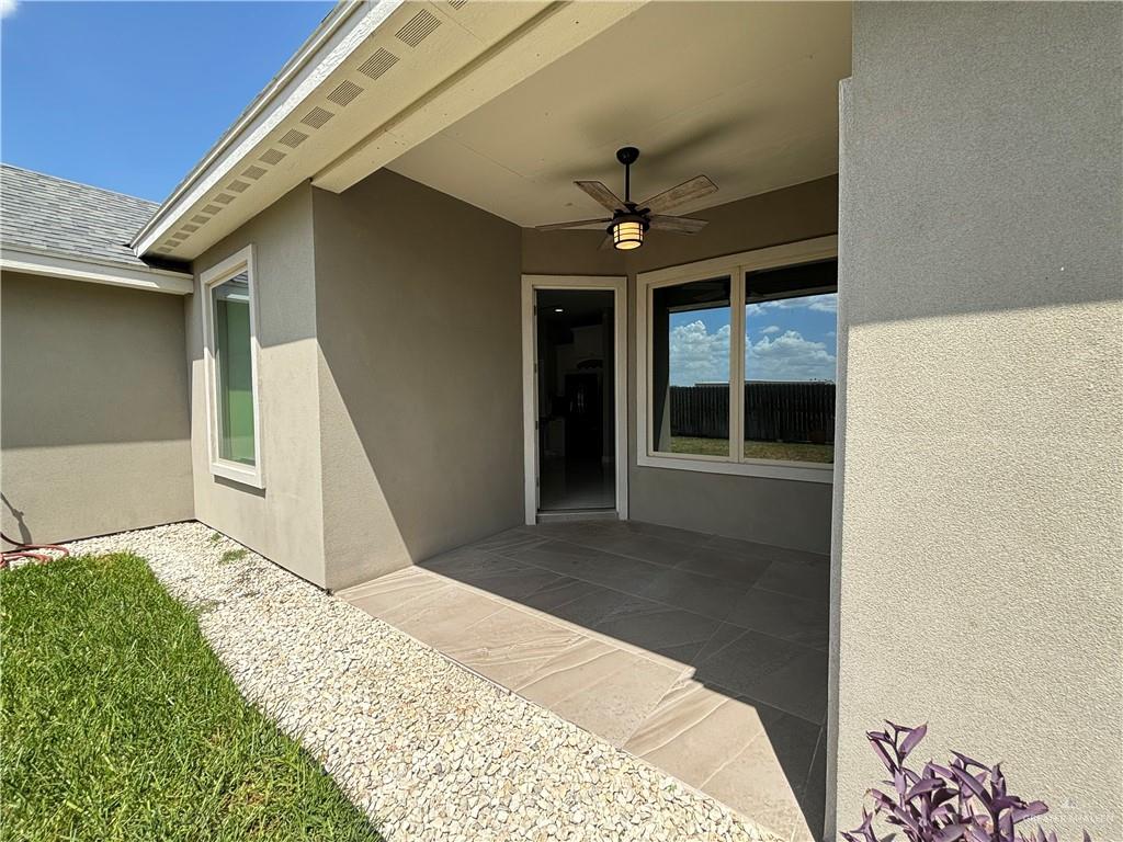 2601 Tulipan Avenue Mission, TX 78574 - Photo 26 of 27 a view of a porch