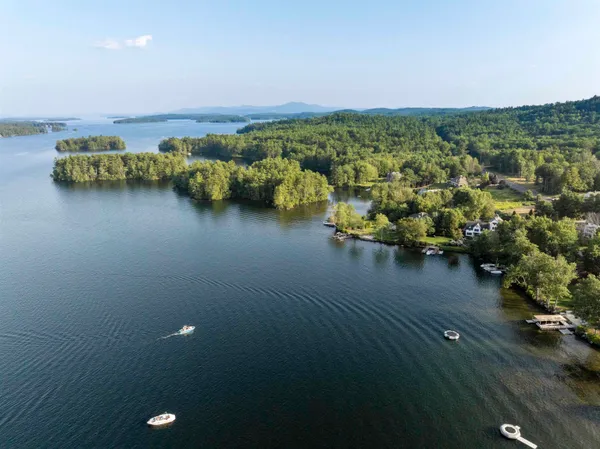 $6,995,000 | 24 Dew Point Lane, Center Harbor, NH 03226