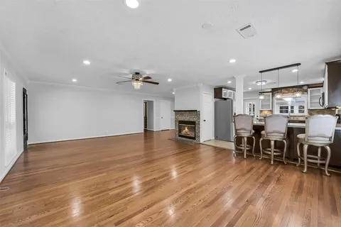 $365,000 | 9623 Val Verde Street, Houston, TX 77063