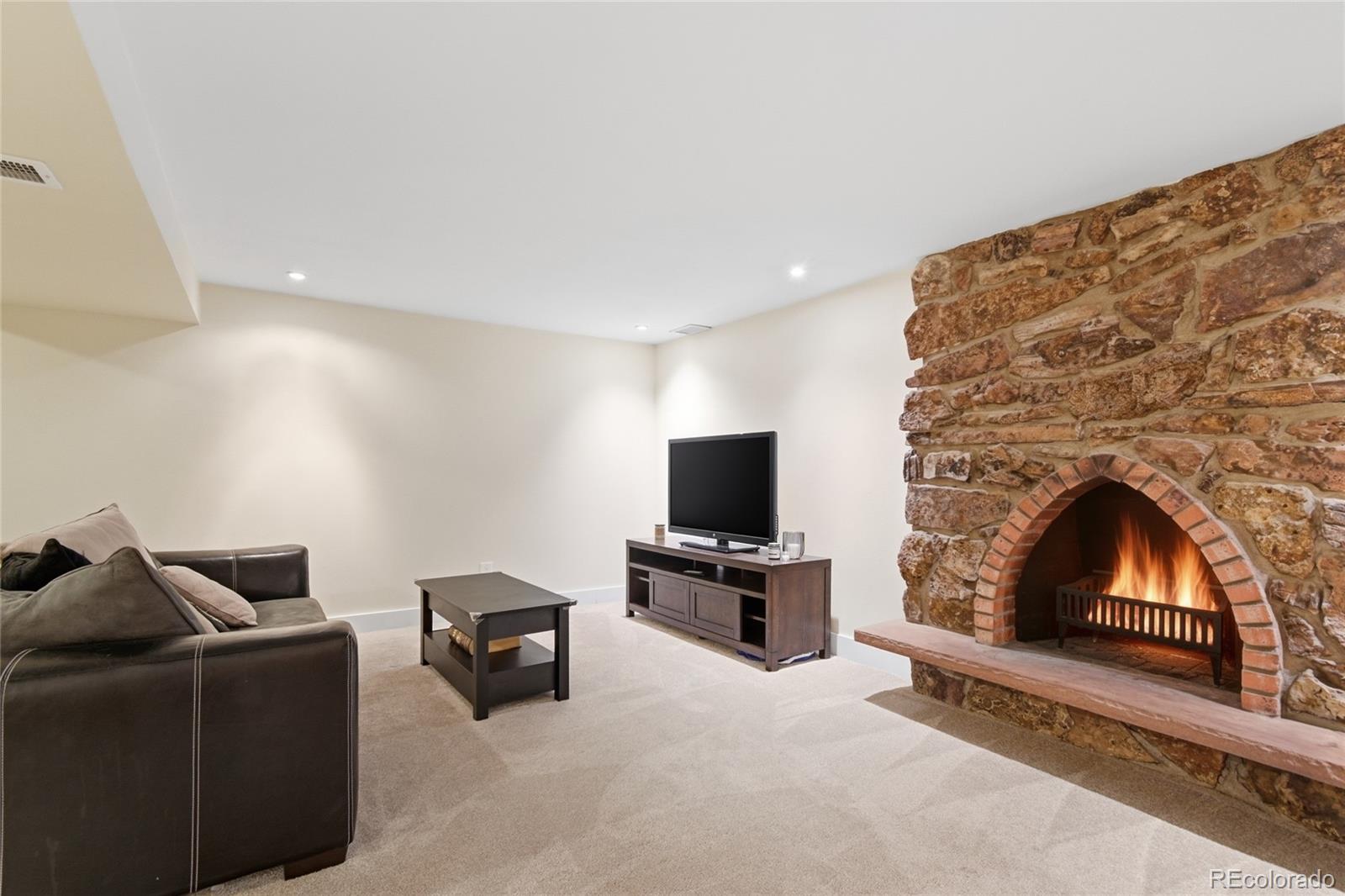 2720 South Reed Street Denver, CO 80227 - Photo 32 of 50 Gallery Image 32