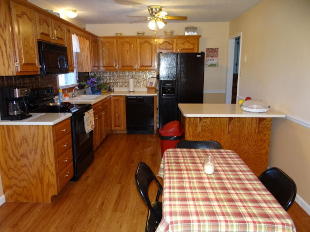 18492 Everett Hagy Road Abingdon, VA 24210 - Photo 6 of 27 Photo 6