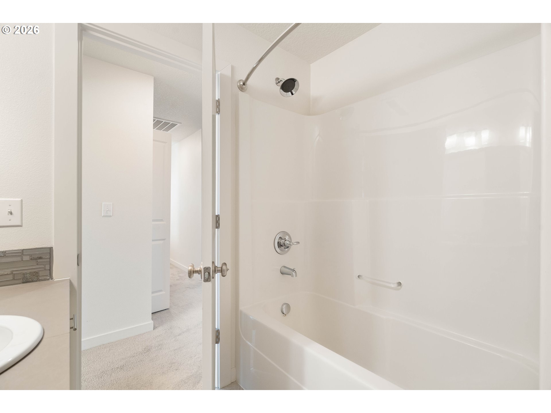3850 Southwest Ekin Terrace Beaverton, OR 97078 - Photo 35 of 43