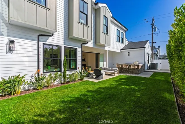 $5,995,000 | 430 Tustin Avenue, Newport Beach, CA 92663