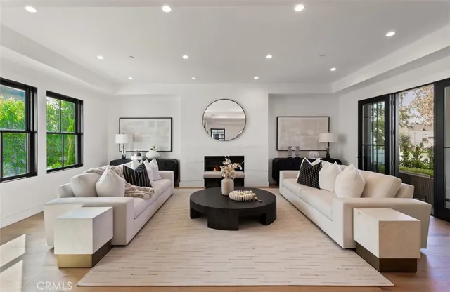 $5,995,000 | 430 Tustin Avenue, Newport Beach, CA 92663