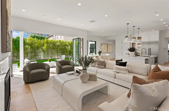 $5,995,000 | 430 Tustin Avenue, Newport Beach, CA 92663