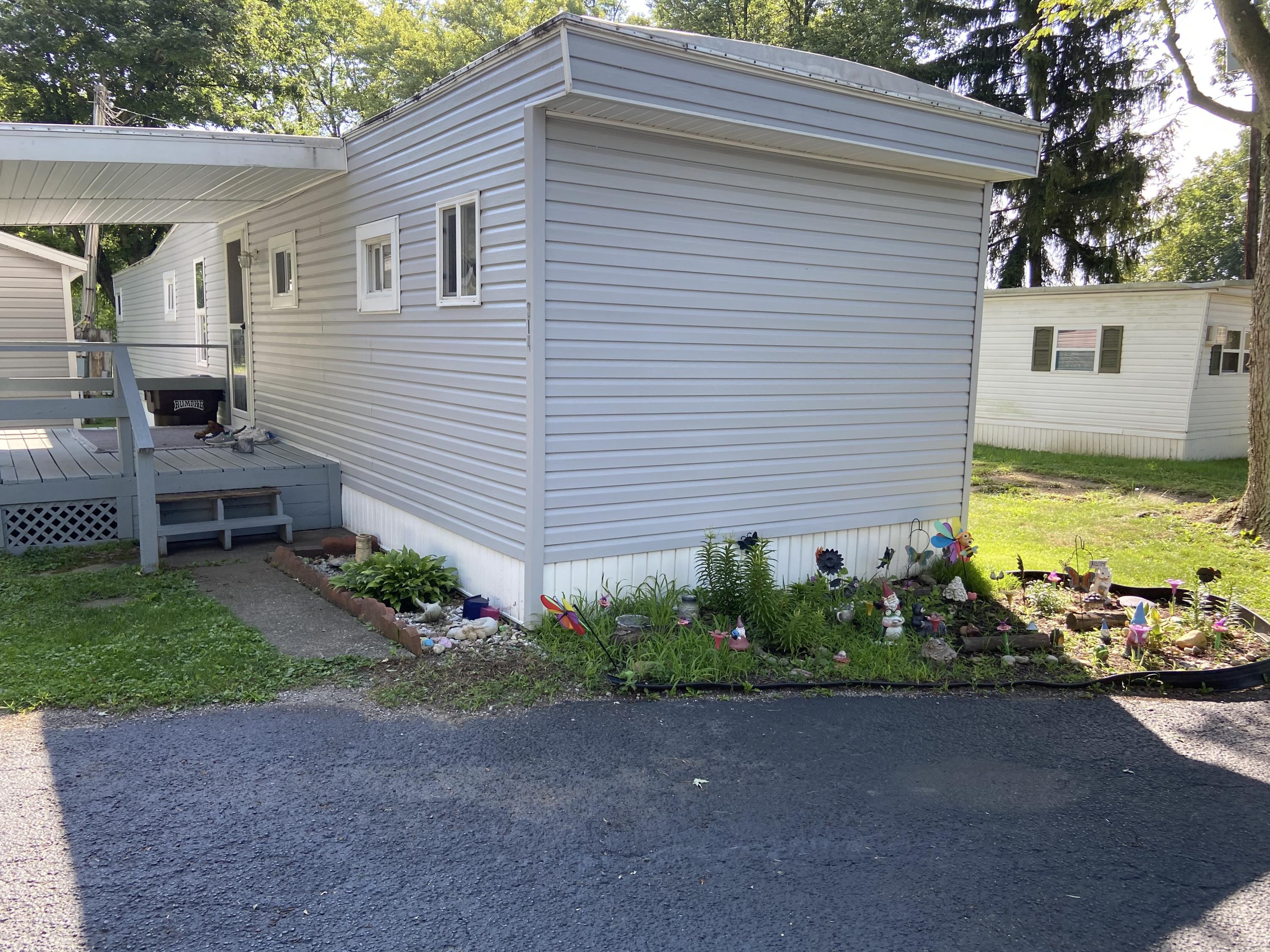 314 Mobile Street Springfield, OH 45503 - Photo 2 of 17