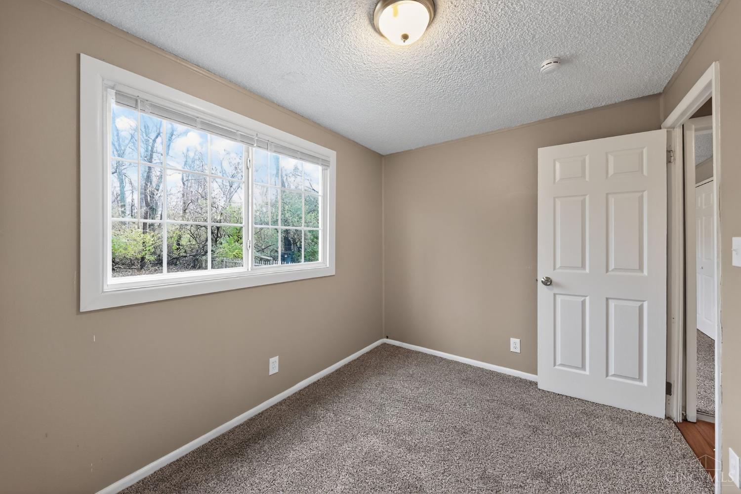 8579 Daly Road Cincinnati, OH 45231 - Photo 18 of 33 Gallery Image 18