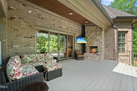 $2,390,000 | 4300 Brinleys Cove Court, Raleigh, NC 27614