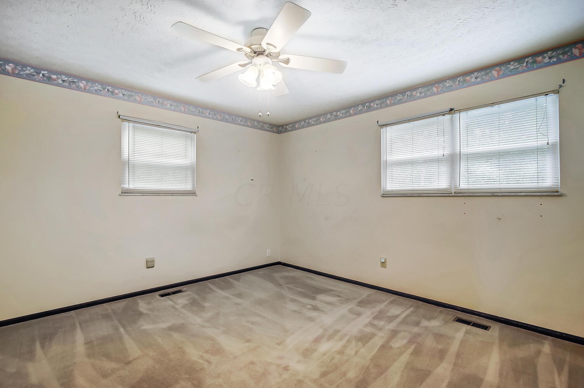 577 Rosehill Road Reynoldsburg, OH 43068 - Photo 38 of 51 038