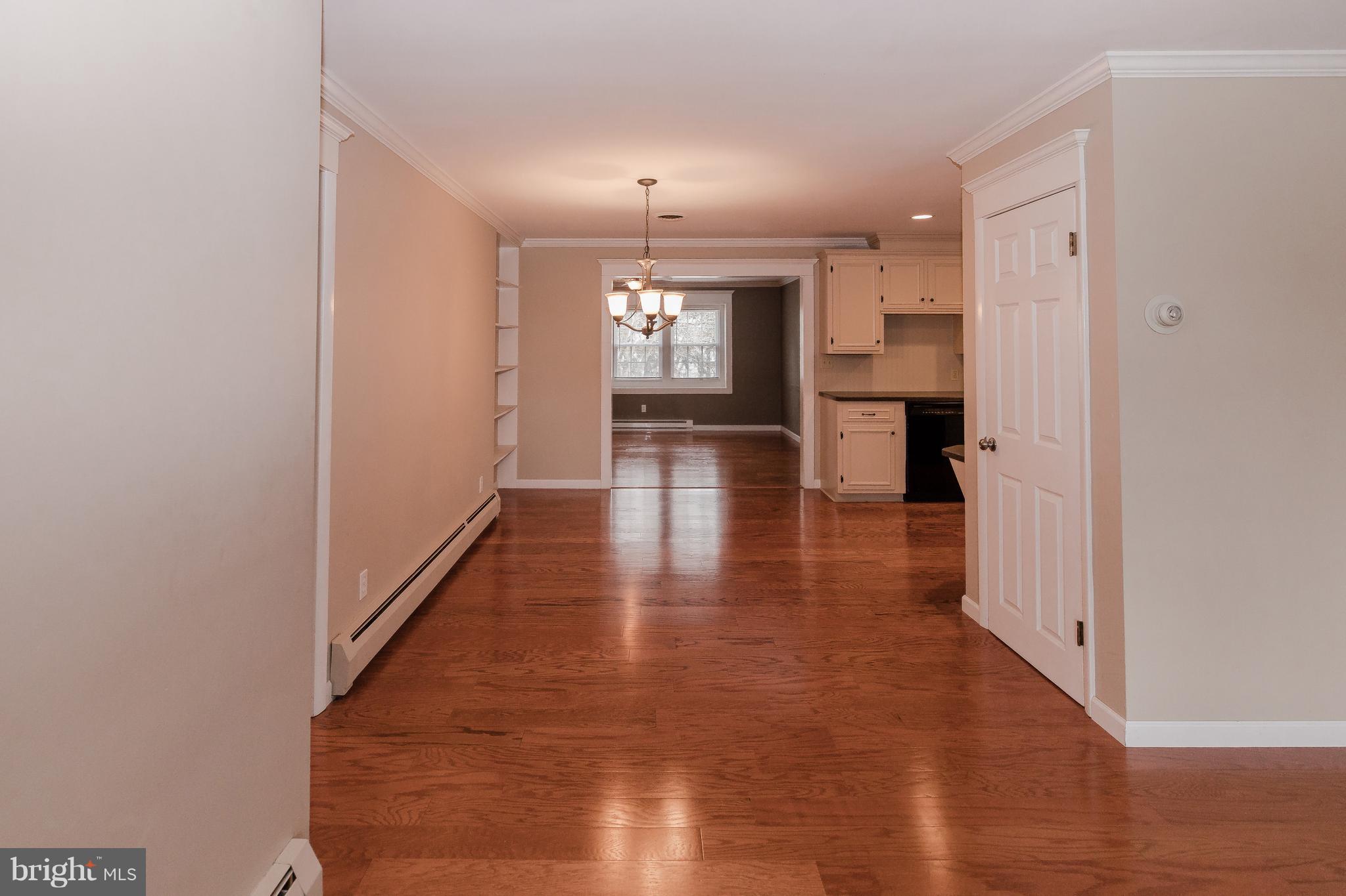 637 South Spruce Street Lititz, PA 17543 - Photo 6 of 41 Gallery Image 6