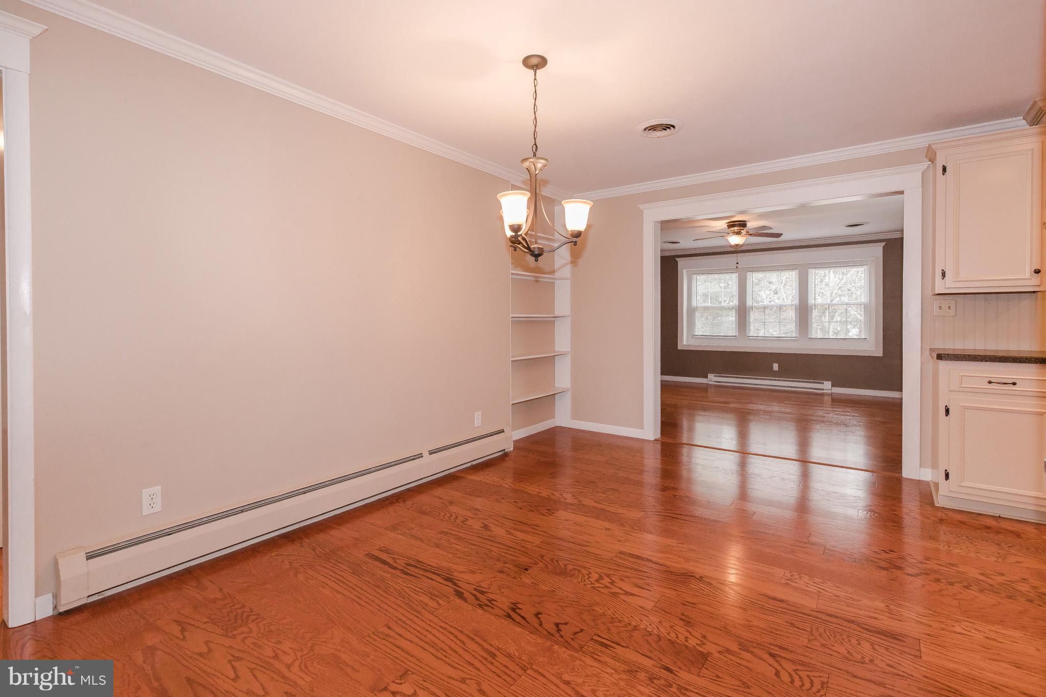 637 South Spruce Street Lititz, PA 17543 - Photo 7 of 41 Gallery Image 7