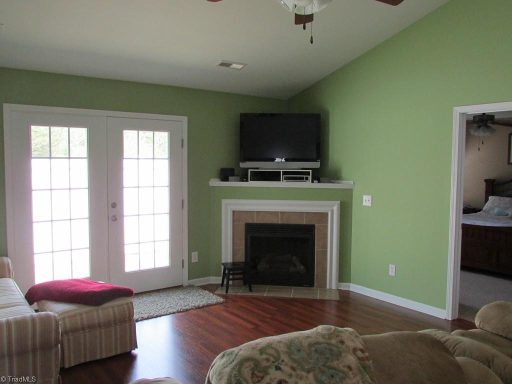 126 Brae Ridge Lane King, NC 27021 - Photo 14 of 30 Gallery Image 14