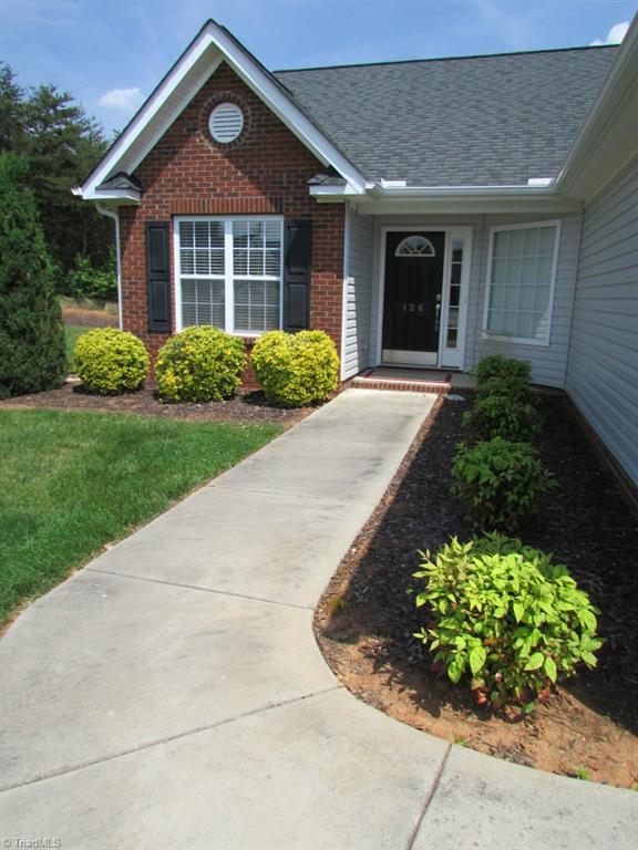 126 Brae Ridge Lane King, NC 27021 - Photo 5 of 30 Gallery Image 5