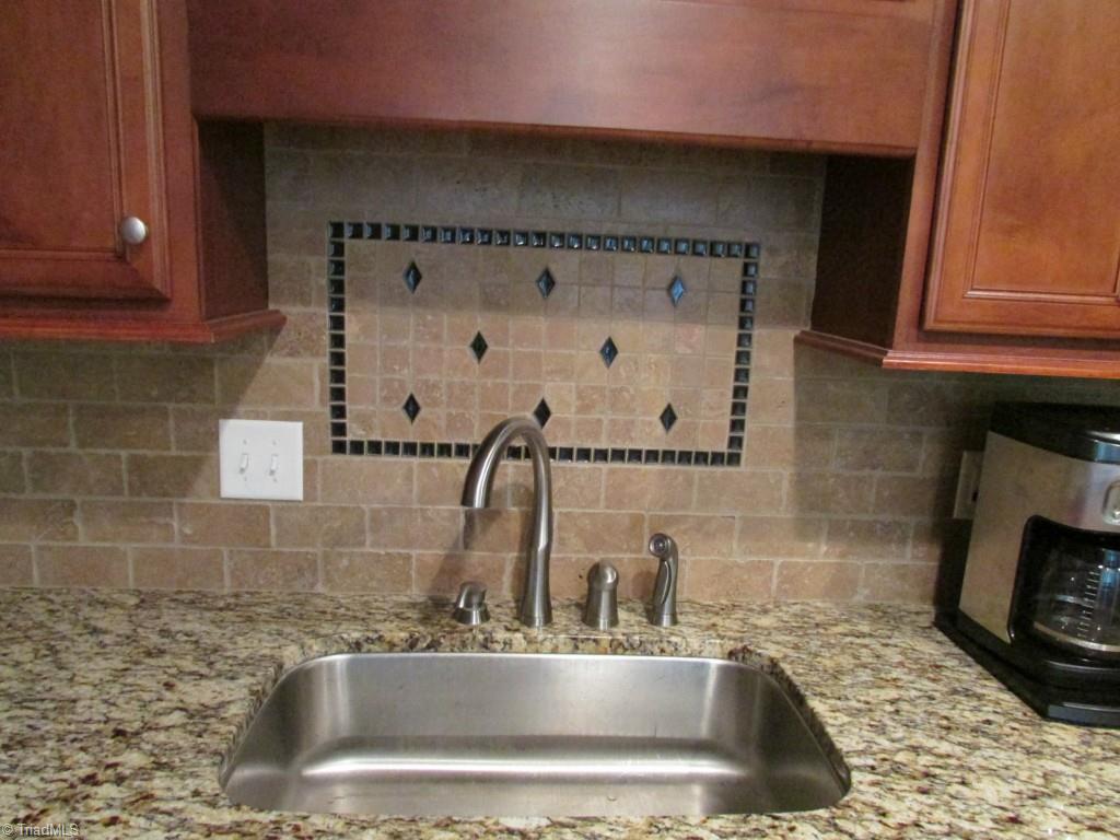 126 Brae Ridge Lane King, NC 27021 - Photo 8 of 30 Gallery Image 8