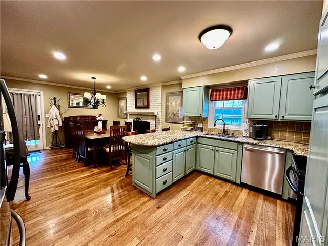 $260,000 | 1646 Westwood Drive, Cape Girardeau, MO 63701