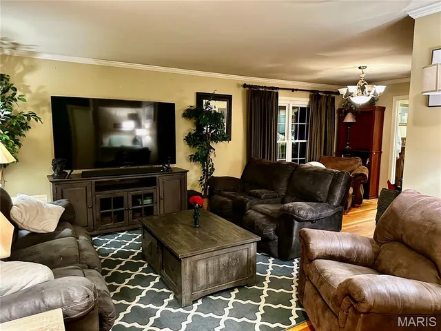 $260,000 | 1646 Westwood Drive, Cape Girardeau, MO 63701