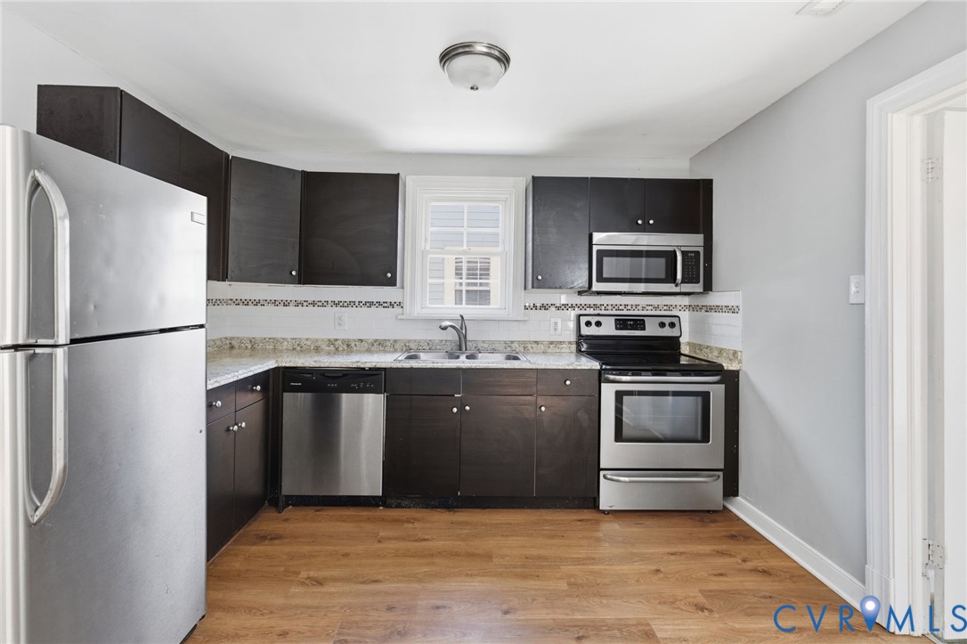 2307 Maplewood Road Henrico, VA 23228 - Photo 11 of 22