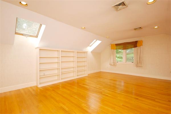 31 Summit Road Lexington, MA 02421 - Photo 13 of 22