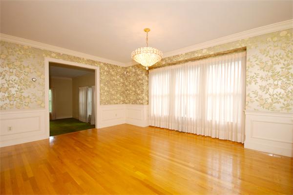 31 Summit Road Lexington, MA 02421 - Photo 4 of 22