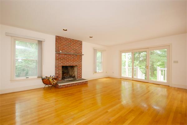 31 Summit Road Lexington, MA 02421 - Photo 9 of 22
