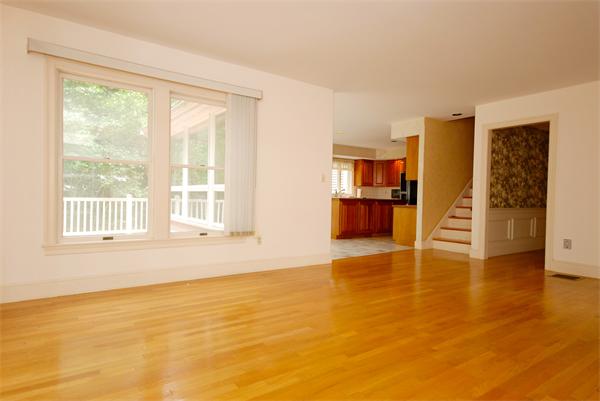 31 Summit Road Lexington, MA 02421 - Photo 10 of 22