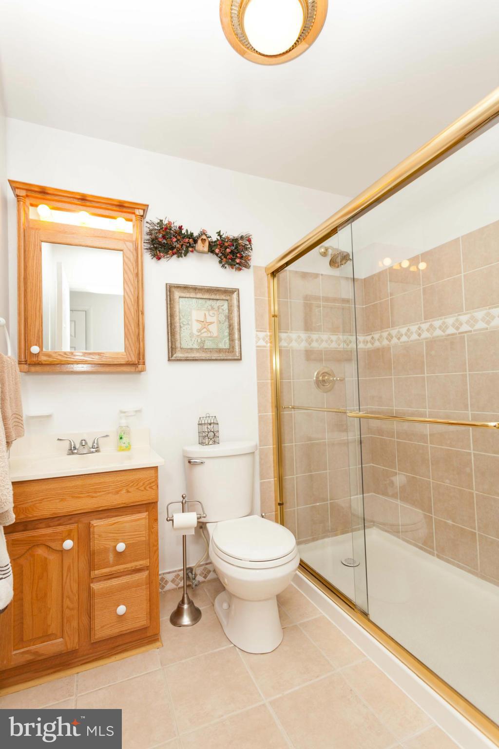 7837 Perry Road Baltimore, MD 21236 - Photo 12 of 26 Bath