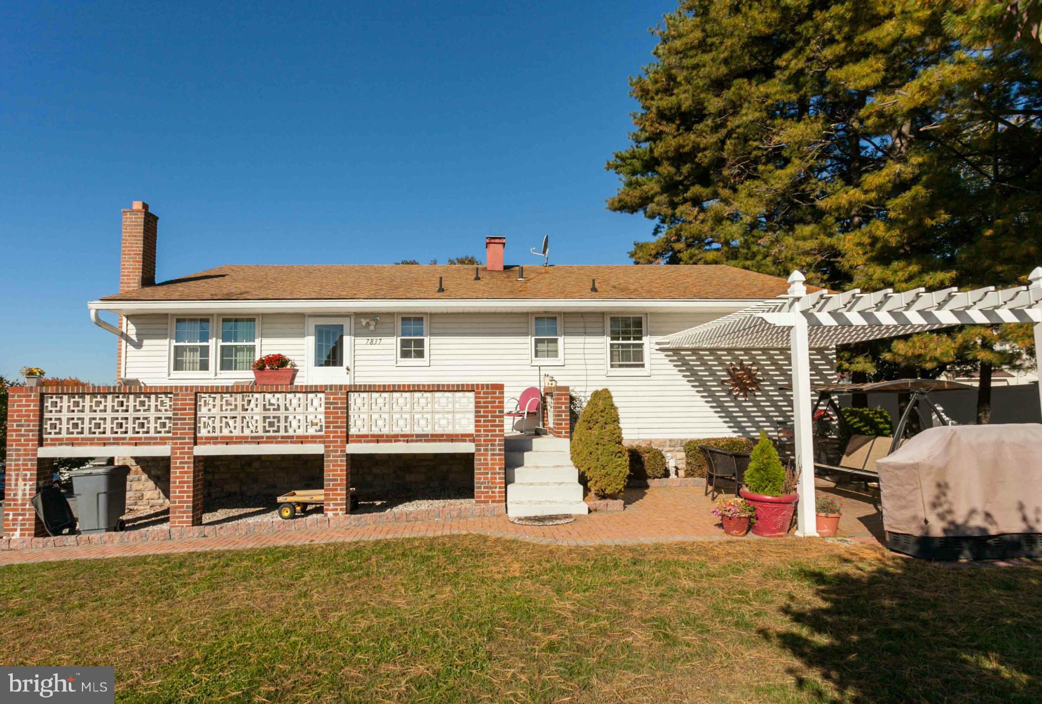 7837 Perry Road Baltimore, MD 21236 - Photo 3 of 26 Exterior (Rear)