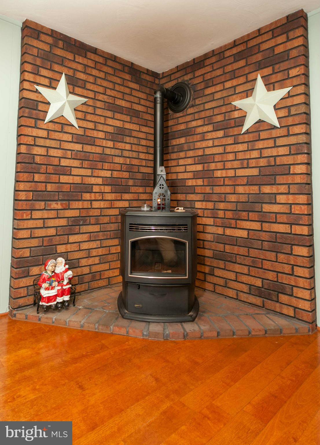 7837 Perry Road Baltimore, MD 21236 - Photo 23 of 26 Family Room