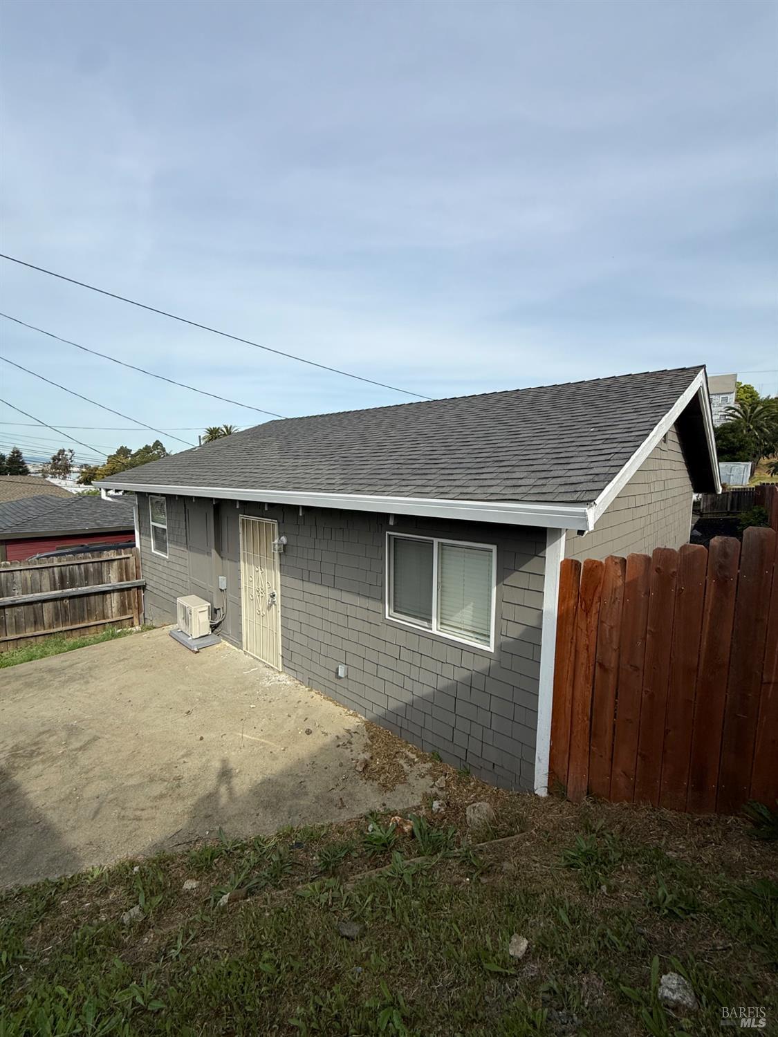 219 Florida Street Vallejo, CA 94590 - Photo 3 of 58 219 Florida St Unit C Triplex (2-unit duplex + detached ADU)