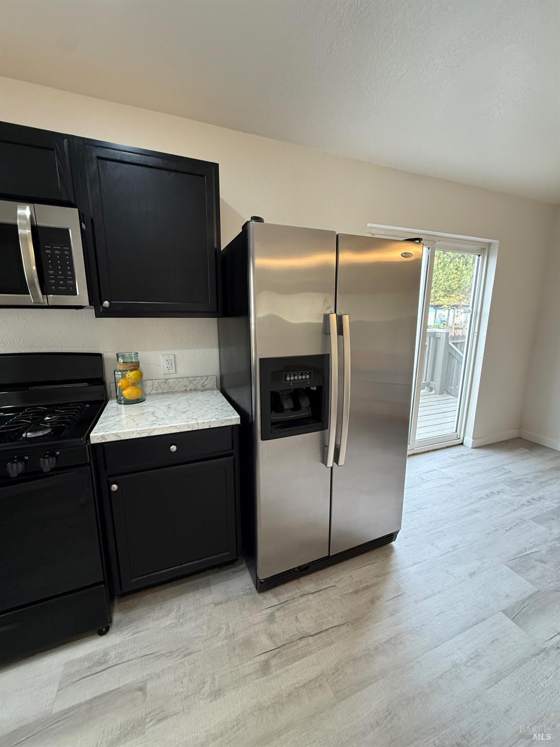 219 Florida Street Vallejo, CA 94590 - Photo 9 of 58 Unit A