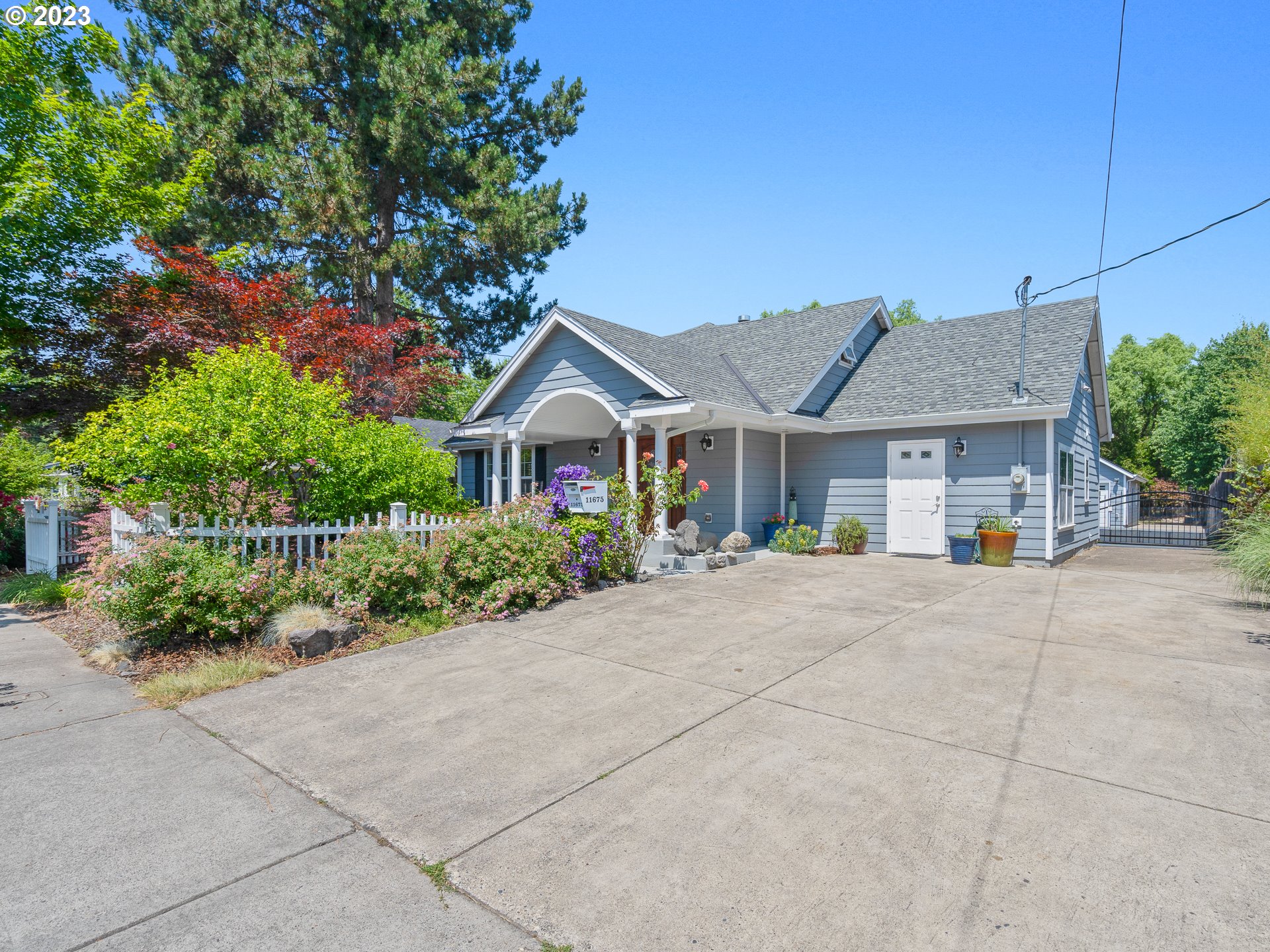 11675 Southwest 9th Street Beaverton, OR 97005 - Photo 1 of 39 Gallery Image 1