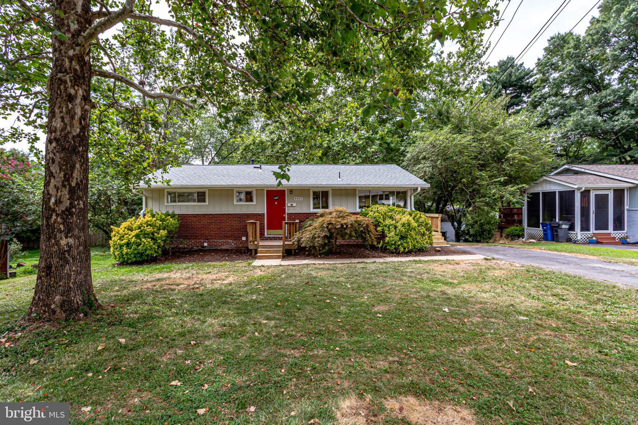 4431 Roundhill Road Alexandria, VA 22310 - Photo 1 of 29 Gallery Image 1