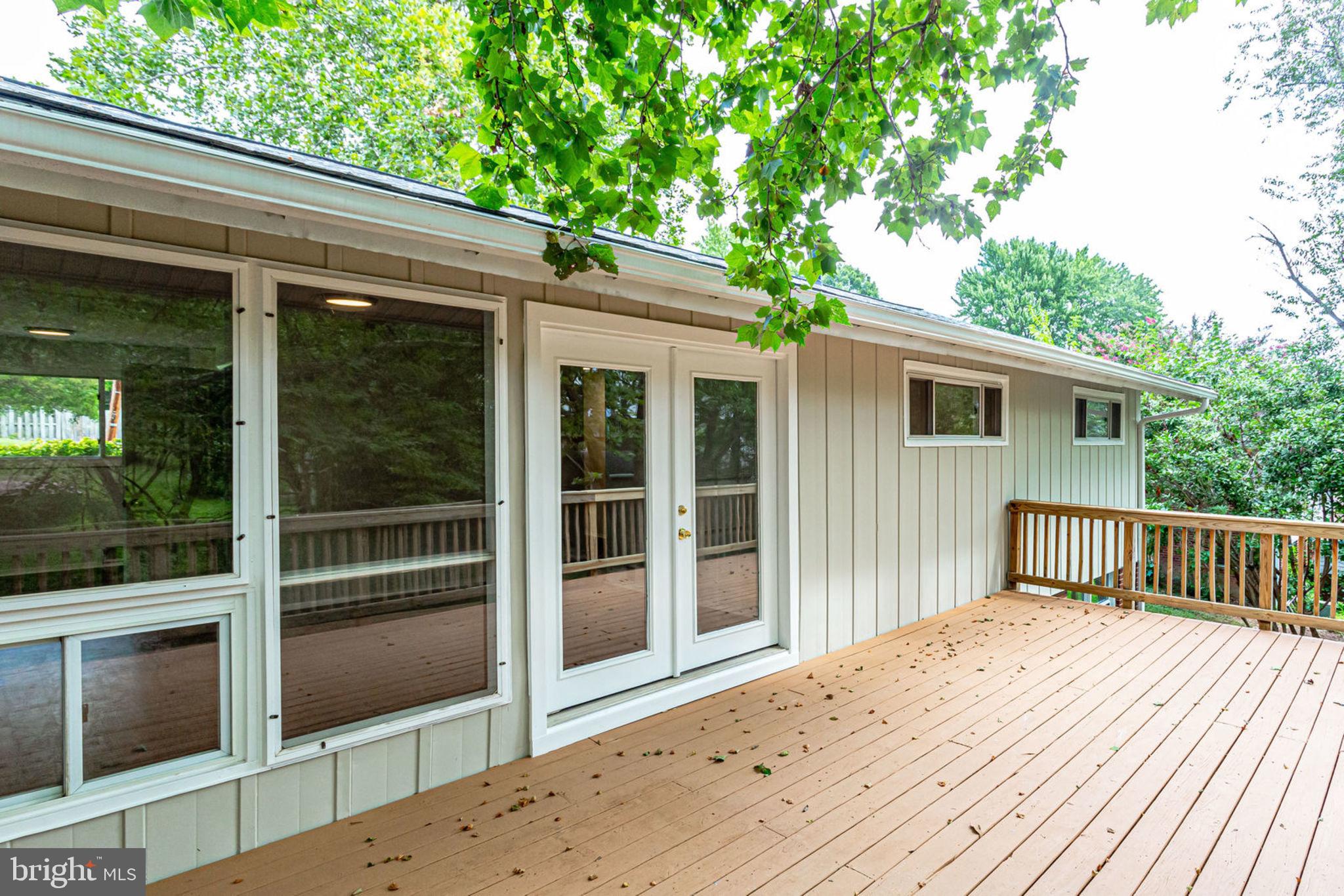 4431 Roundhill Road Alexandria, VA 22310 - Photo 25 of 29 Gallery Image 25