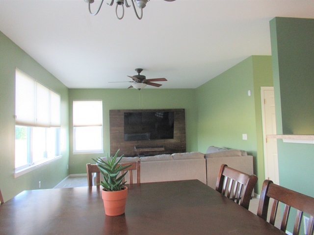 512 Winding Trail Genoa, IL 60135 - Photo 8 of 28