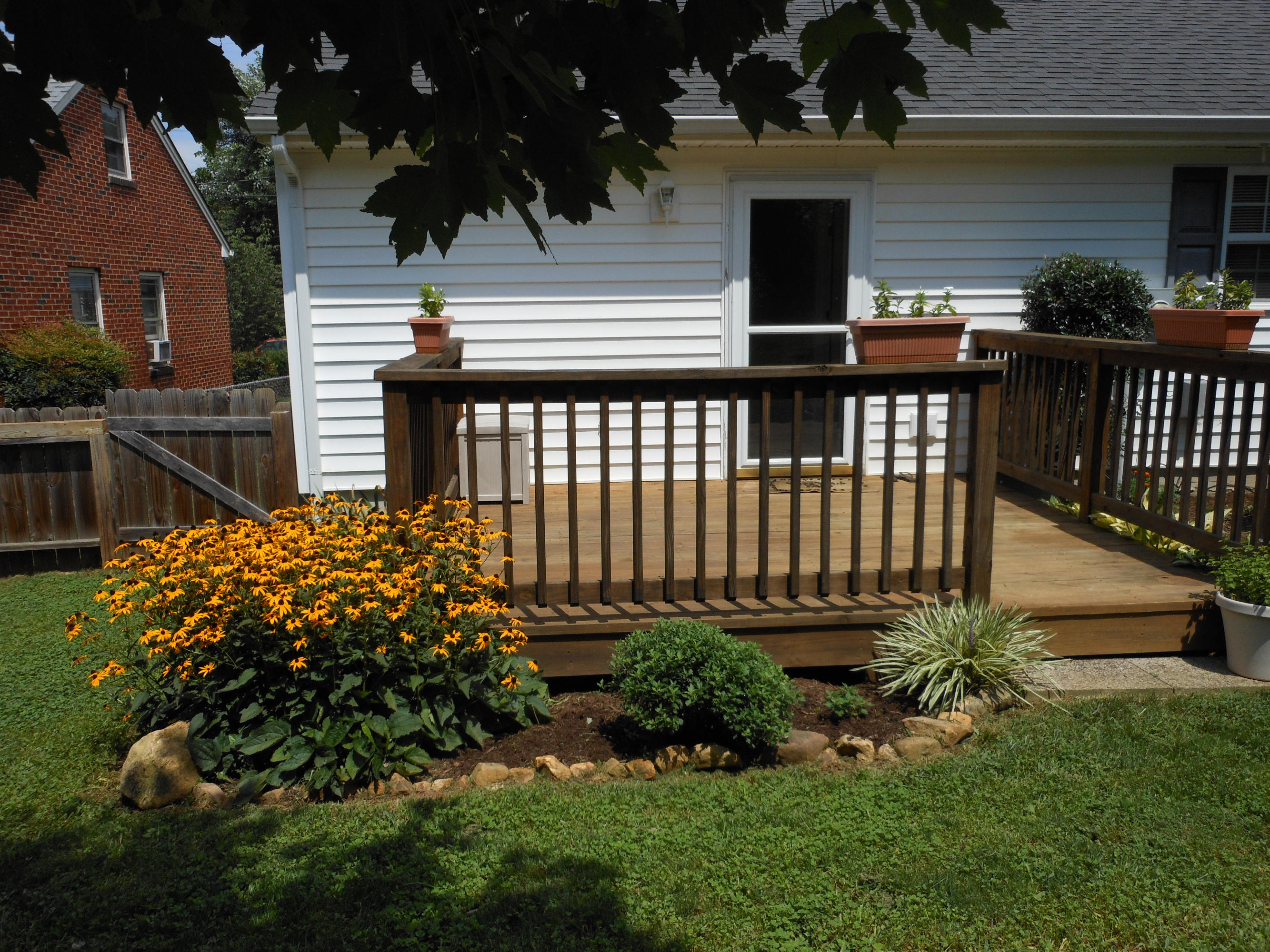 1027 Ray Road Southeast Roanoke, VA 24014 - Photo 16 of 20 Deck