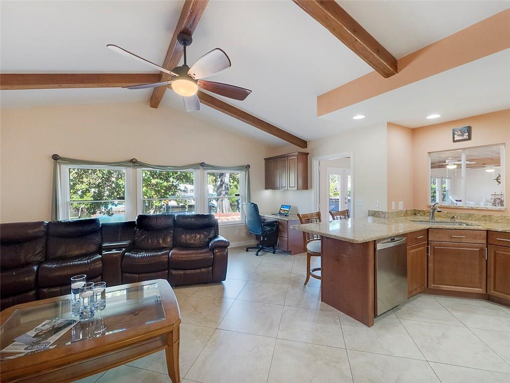 711 Tides Road Vero Beach, FL 32963 - Photo 12 of 36 Gallery Image 12