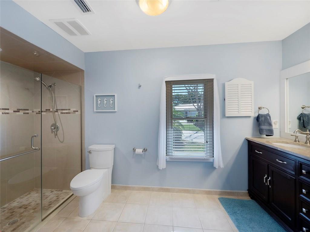 711 Tides Road Vero Beach, FL 32963 - Photo 20 of 36 Gallery Image 20