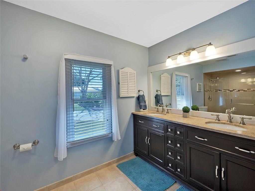 711 Tides Road Vero Beach, FL 32963 - Photo 21 of 36 Gallery Image 21