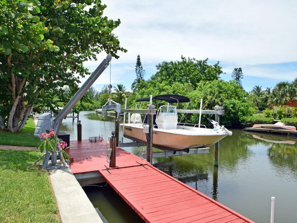 711 Tides Road Vero Beach, FL 32963 - Photo 28 of 36 Gallery Image 28