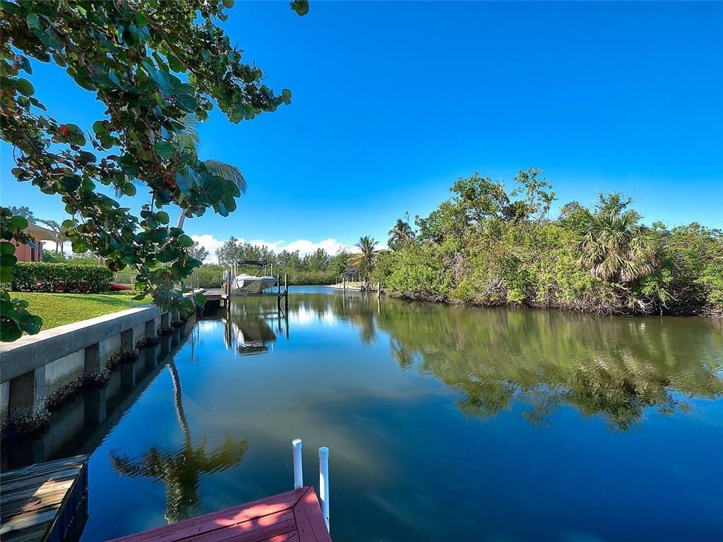 711 Tides Road Vero Beach, FL 32963 - Photo 29 of 36 Gallery Image 29