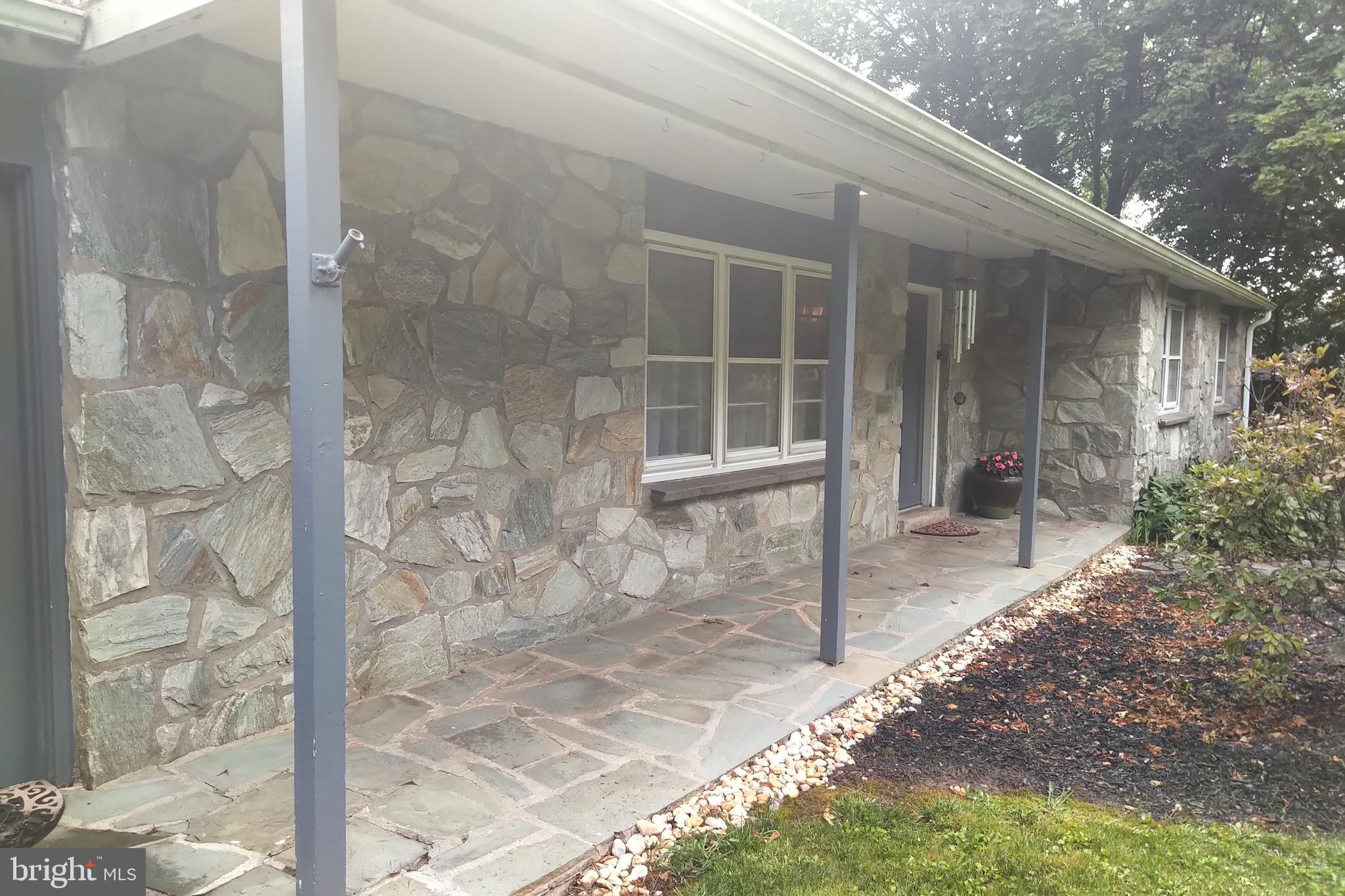 1000 Temple Road Pottstown, PA 19465 - Photo 4 of 12
