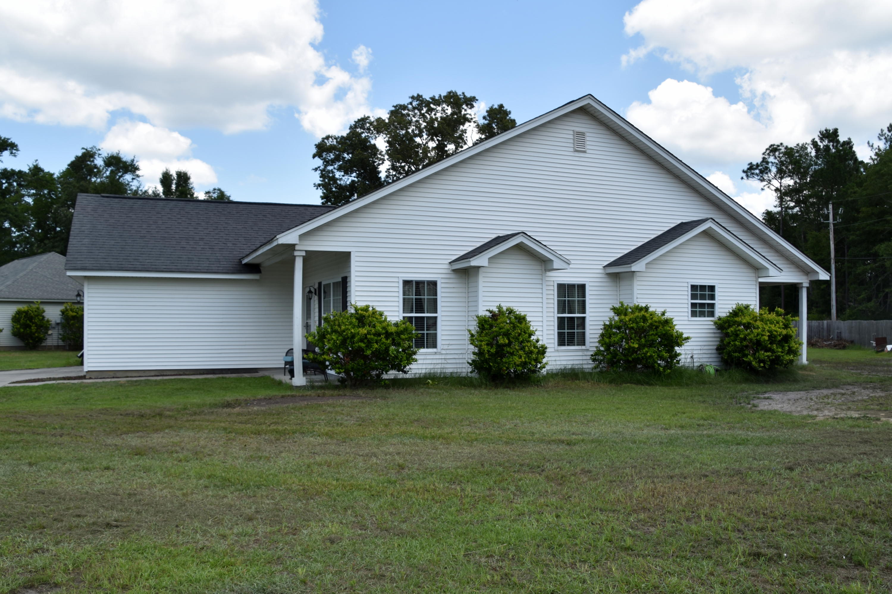 124 State Rd S-15-774 Walterboro, SC 29488 - Photo 2 of 30 DSC_0677