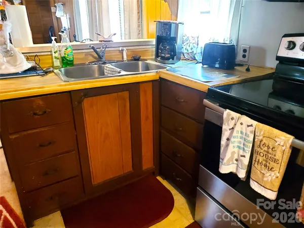 $325,000 | 20 Homewood Drive, Asheville, NC 28803