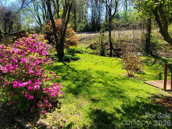 $325,000 | 20 Homewood Drive, Asheville, NC 28803