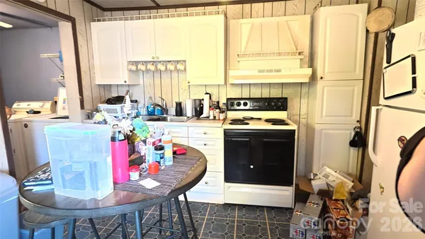 $325,000 | 20 Homewood Drive, Asheville, NC 28803