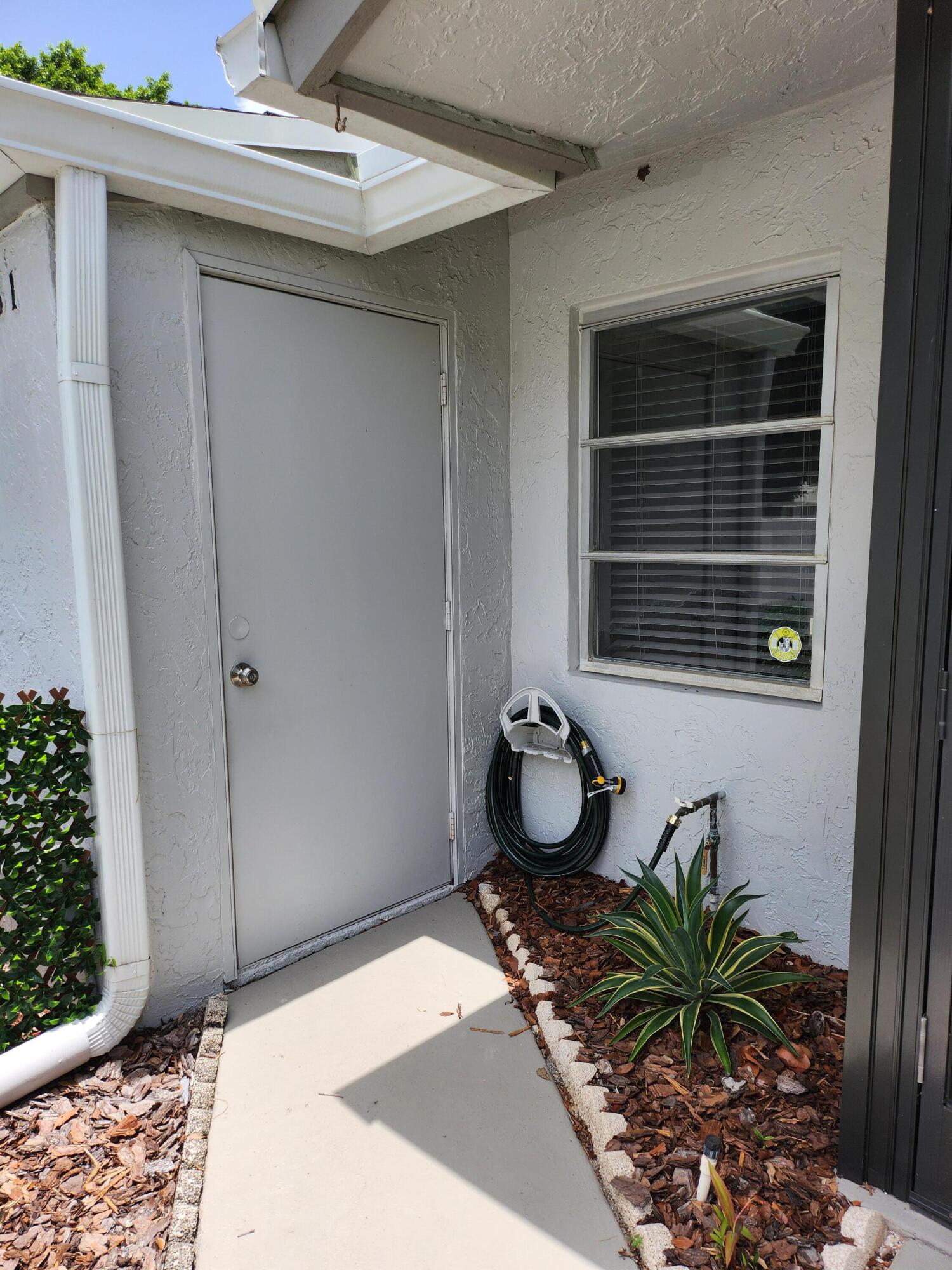 8951 Sunnywood Place Boca Raton, FL 33496 - Photo 2 of 47 8951 SUNNYWOOD PL Boca outside closet