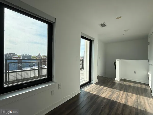 $2,810 | 1250 9th Street Northwest, Unit 504, Washington, DC 20001